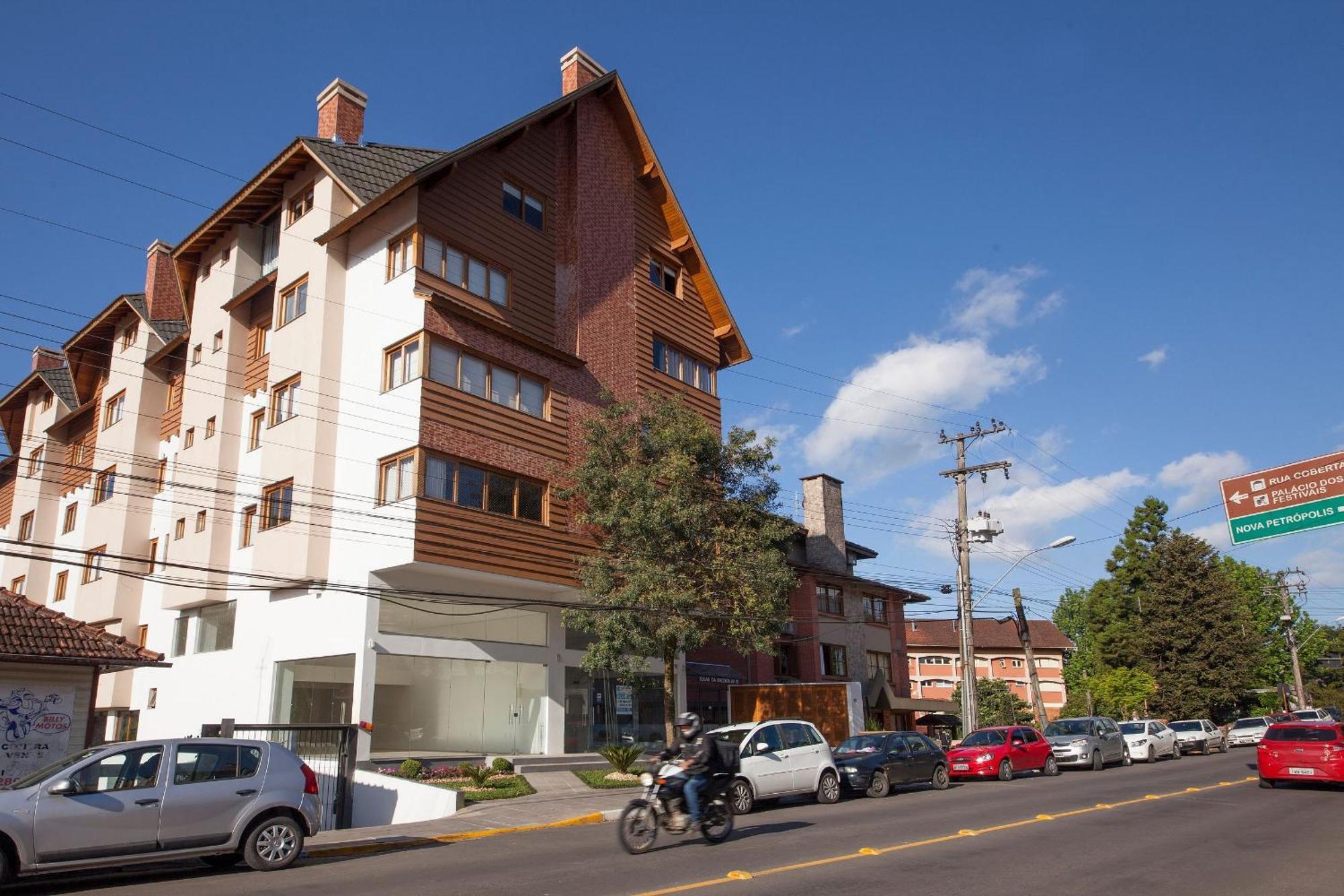 Апартаменти 400 Metros, Rua Coberta - Centro - Solar Da Encosta Грамаду Екстер'єр фото